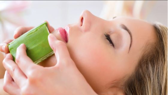 10 Essential Skincare Tips for Managing Oily Skin