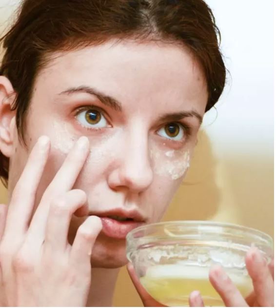 10 Essential Skincare Tips for Effective Acne Control
