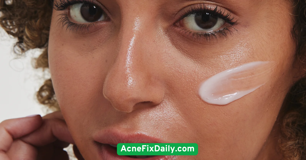 Try Aloe Vera Gel as a Lightweight Moisturizer