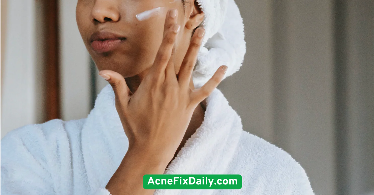 Incorporate Non-Comedogenic Moisturizers