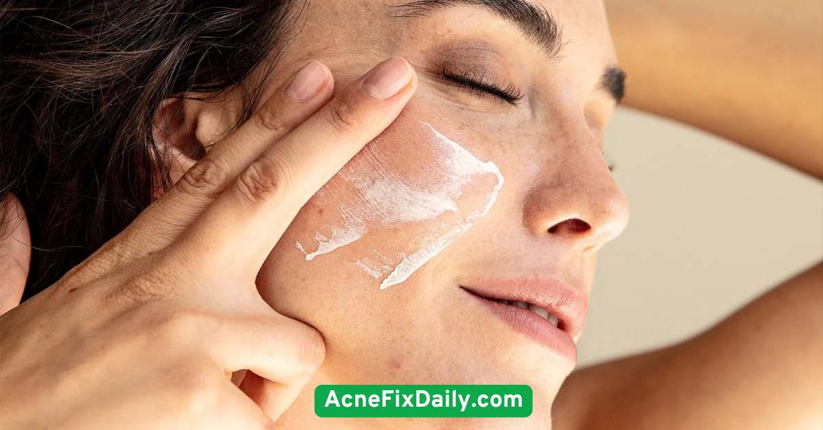  Use an Oil-Free Sunscreen Daily